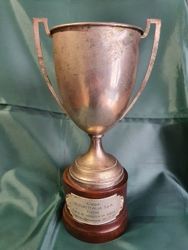 Trophy suzuki coppa - suzuki, italia